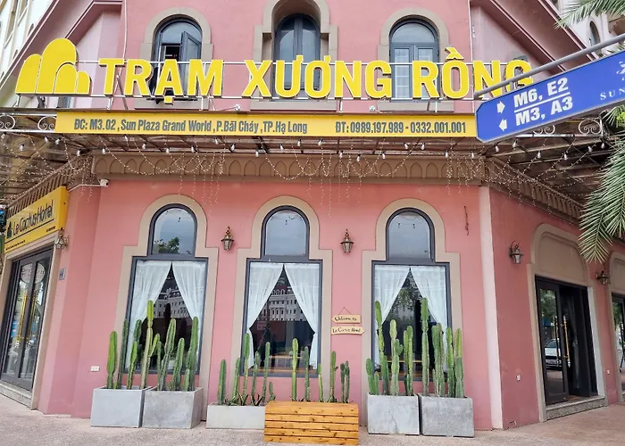 Le Cactus Khách sạn 3*